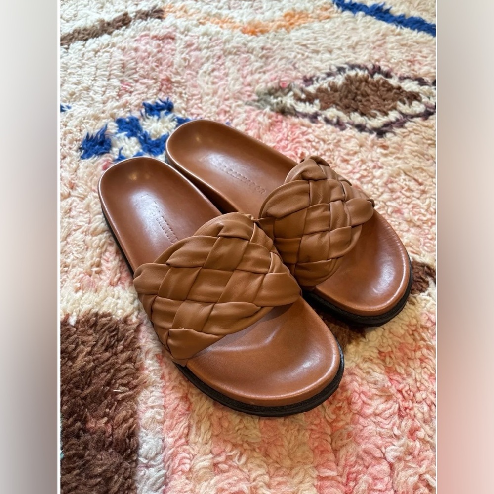 FREDA SALVADOR //Braided Leather Slides